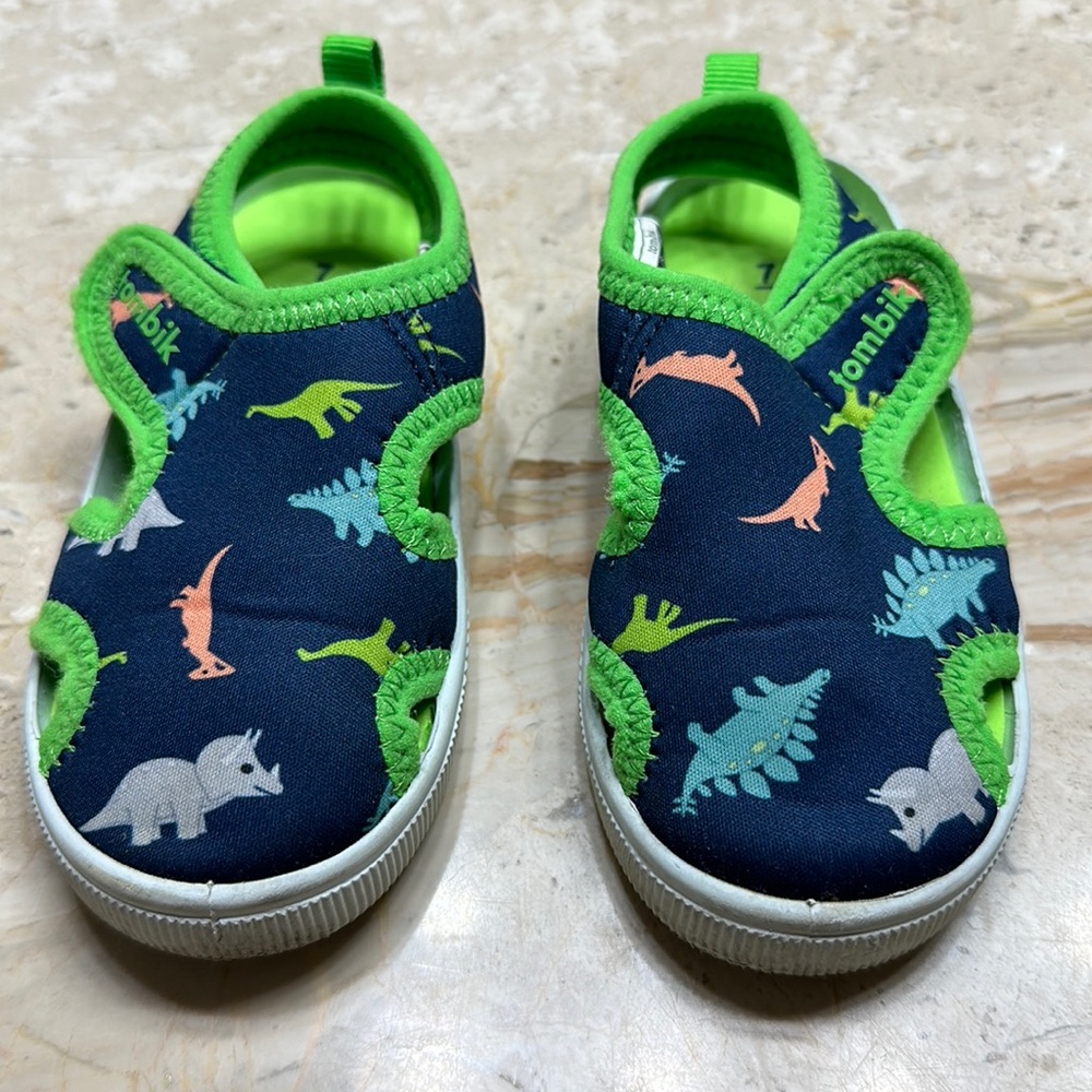 Tombik baby water shoes